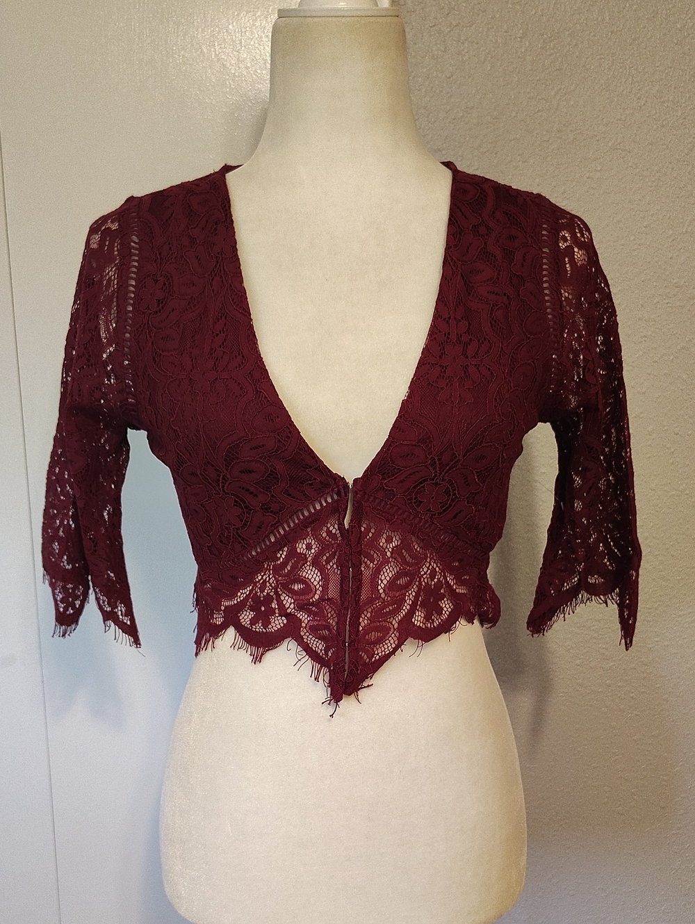 Tobi Lace Inspired Shrug Top